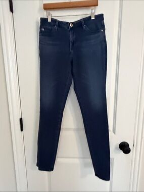 The prima AG mid rise cigarette contour 360 fit 28R in a dark blue wash